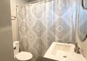 Freshly Remodeled 3bd/1ba Home in Golden Hill!!