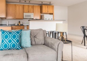 Frontdesk 144 Jefferson St Apts Milwaukee's Third Ward