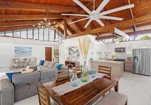 Full-Service Villa [Driver, Chef, Pool, and 1/2 off Tours]