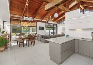 Full-Service Villa [Driver, Chef, Pool, and 1/2 off Tours]