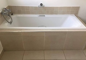 Fully furnished 2 bed-roomed apartments in the leafy northern suburbs of Harare.