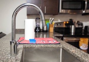 Fully Furnished 2 Bedroom 1 Bathroom Apartment near Rittenhouse
