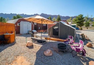 FunStays Glamping Setup Tent in RV Park #4 OK-T4