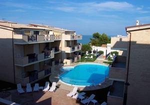G.Bay D02 - Ground floor apartment with balcony, hill view