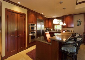 Gated, peaceful unit, spacious patio to lawn, in Kolea!