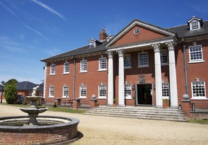 Elme Hall Hotel