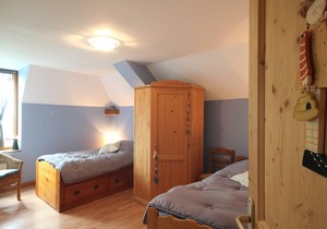 Gite Gonneville-sur-Scie, 4 bedrooms, 8 persons
