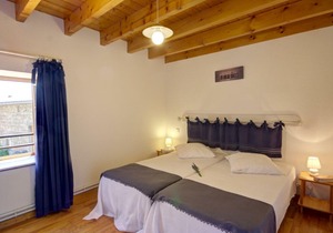 Gite Les Salles, 2 bedrooms, 4 persons