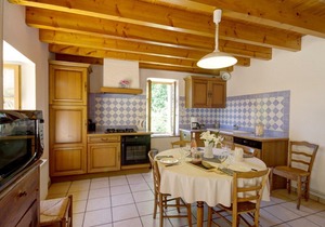 Gite Les Salles, 2 bedrooms, 4 persons