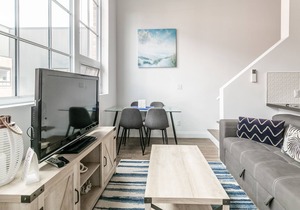 GLOBALSTAY . 2BR 2 STOREY LOFT. Free Parking.Gym