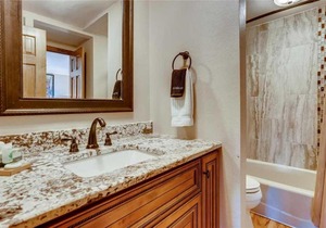 Gold Point #5-C - Great Views - Hot Tub Access