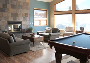 Gold Point Townhouse with Amazing View of Breckenridge Mountain