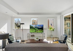 Golden Hill 11