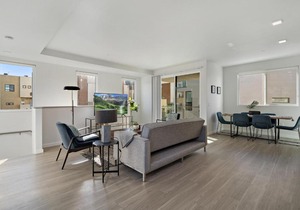 Golden Hill Deluxe