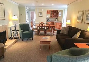 Golf Course View - Kingsmill, Minutes to Busch Gardens and Colonial Williamsburg