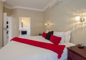 Gordon's Bay | Protea Place Luxury One BR Apt