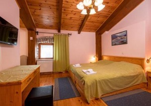 Gorgeous Apartment In Martinski With Wifi