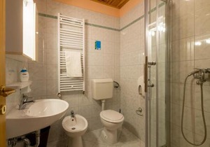 Gorgeous Apartment In Martinski With Wifi