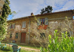 Gorgeous Farmhouse in Rufina with Shared Swimming Pool
