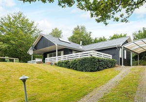 Gorgeous Holiday Home in Spøttrup with Roofed Terrace