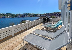 Gorgeous home in Flekkerøy with WiFi
