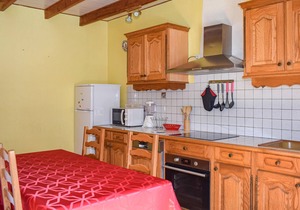 Gorgeous home in Lezardrieux with WiFi