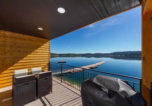 Gorgeous Triplex Unit With Spectacular Lake Views!