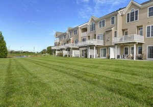 Grande at Canal Pointe 37315 Trent Ct