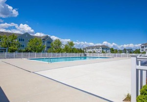 Grande at Canal Pointe 37277 Trent Ct