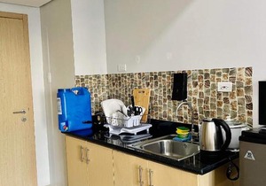 Grass Residences staycation