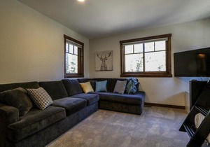 Gray Bear 446 Home