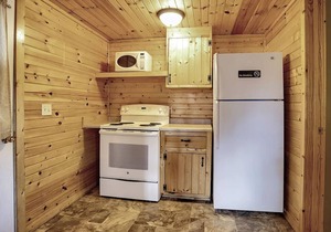 Great River Road Cabin on the Mississippi Backwaters Catfish Cabin