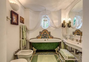 Green Coral - 1950's Luxury Villa