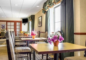 Green Valley Comfort Inn