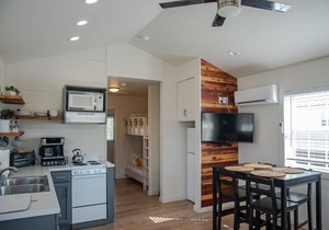Greeter Falls Lodge Cottage #6