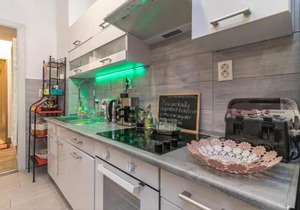 Grey Orchid Apartment - studio