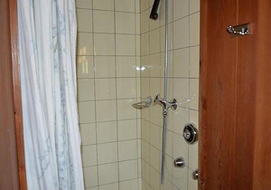 Gstaad Apartment Sleeps 8 WiFi