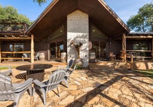Guadalupe Bluff Log Cabin