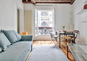 GuestReady - Bright Apt near Notre-Dame
