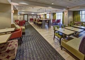 Hampton Inn by Hilton Dunn