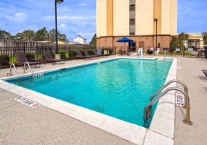 Hampton Inn by Hilton Dunn