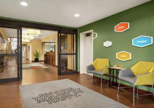 Hampton Inn Portland Airport