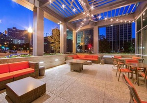 Hampton Inn & Suites Fort Worth Downtown