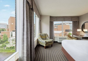 Hampton Inn & Suites Greenville-Downtown-RiverPlace