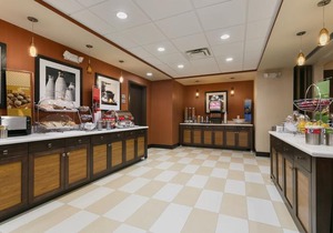Hampton Inn & Suites Laurel