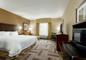 Hampton Inn & Suites Laurel