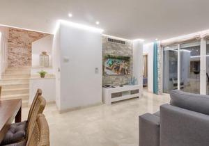 Hanami Alcazaba Beach Penthouse
