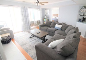 Harbour Towne Condo - Beautifully Decorated, Incredible Lake View, Minimal Steps, Inquire for Slip!