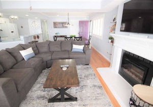 Harbour Towne Condo - Beautifully Decorated, Incredible Lake View, Minimal Steps, Inquire for Slip!