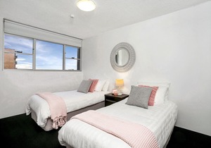 HARIS - Modern Two Bedroom Apartment with Amazing Views